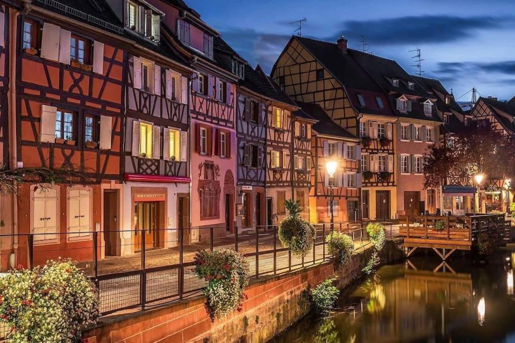 Romantique Appartement Fly Me To The Moon Colmar Esterno foto