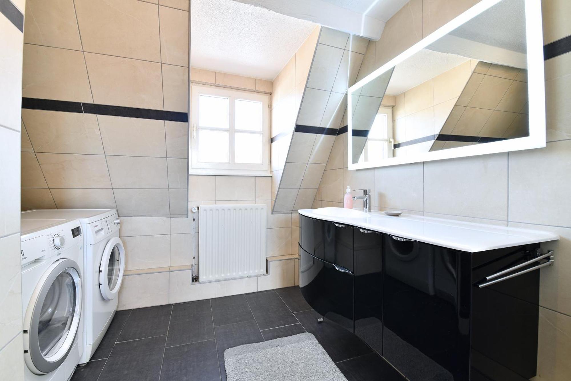 Romantique Appartement Fly Me To The Moon Colmar Esterno foto